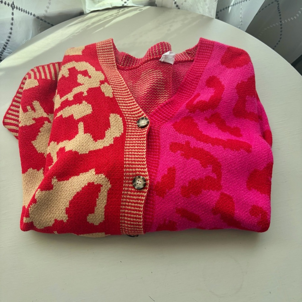 Bright Pink & Red Animal Print Cardigan Sweater 1x - Picture 2 of 5